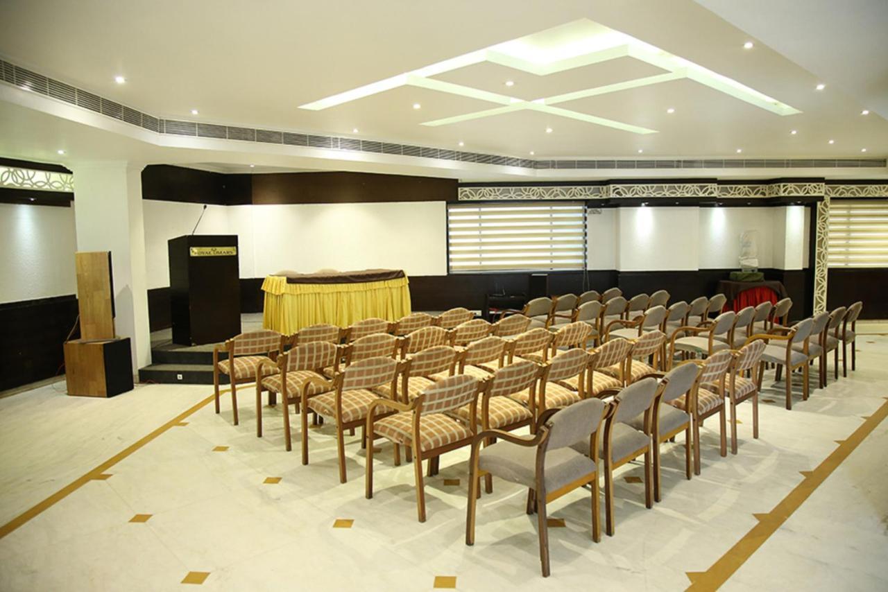 Hotel Royal Omars Kannur Exterior foto