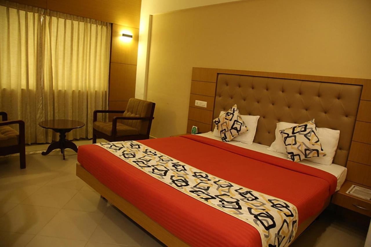 Hotel Royal Omars Kannur Exterior foto