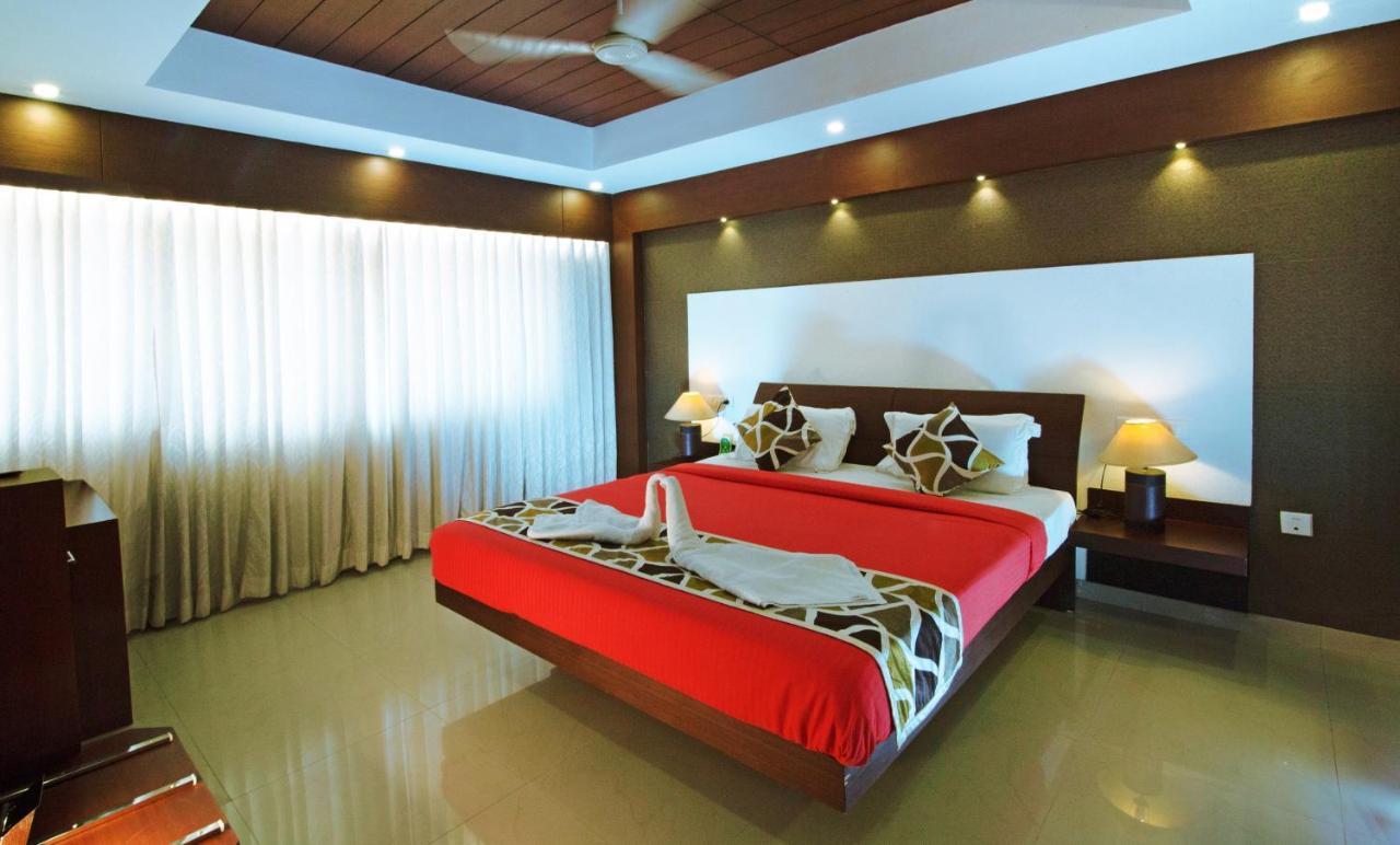 Hotel Royal Omars Kannur Exterior foto