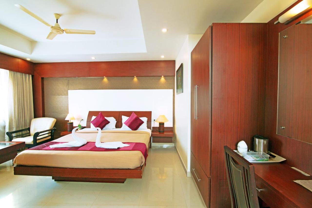 Hotel Royal Omars Kannur Exterior foto